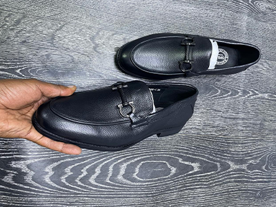 Vittaly mens loafer shoes (Black)
